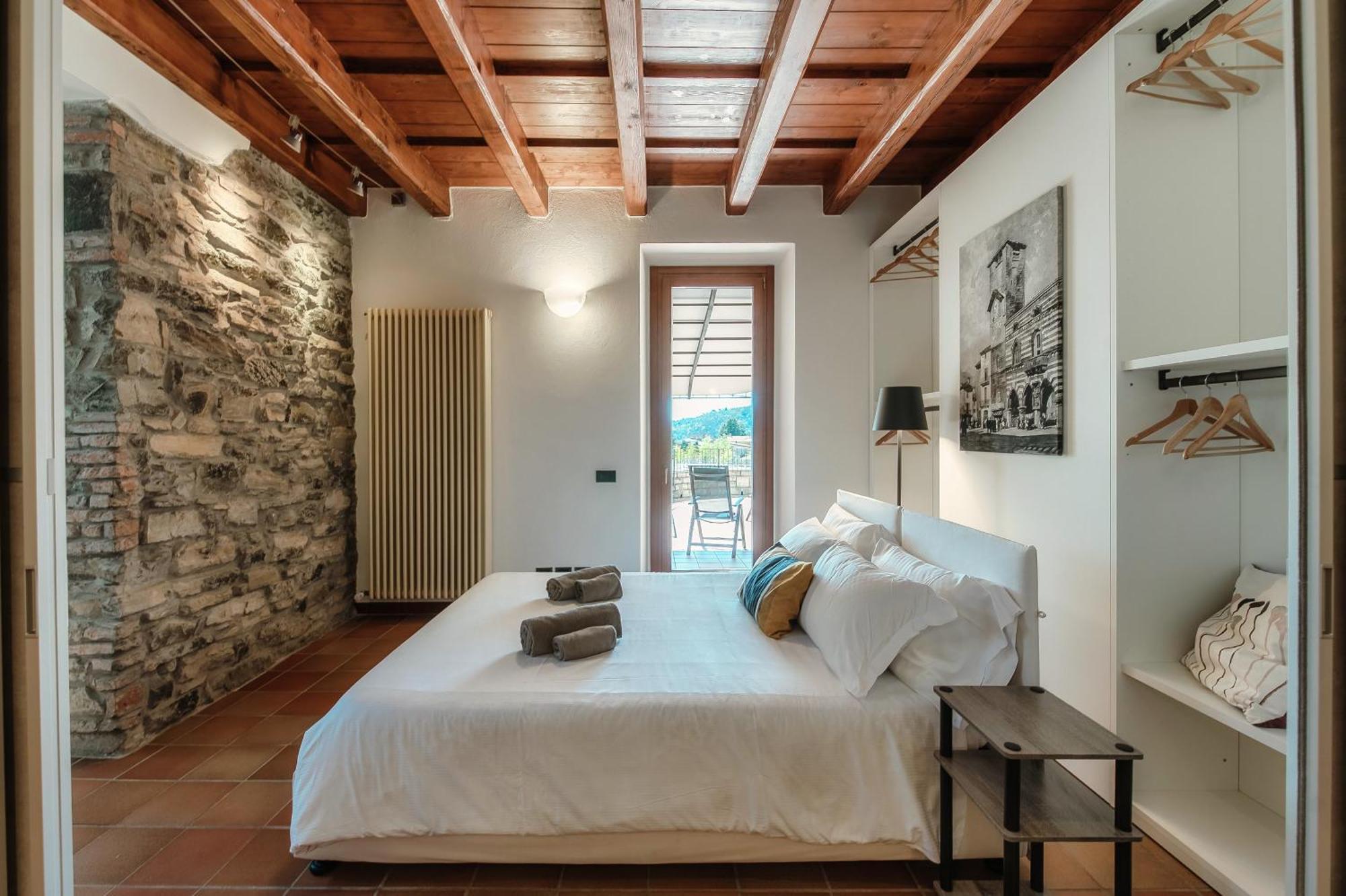 Appartement Crotto Polirolo - The House Of Travelers à Cernobbio Extérieur photo