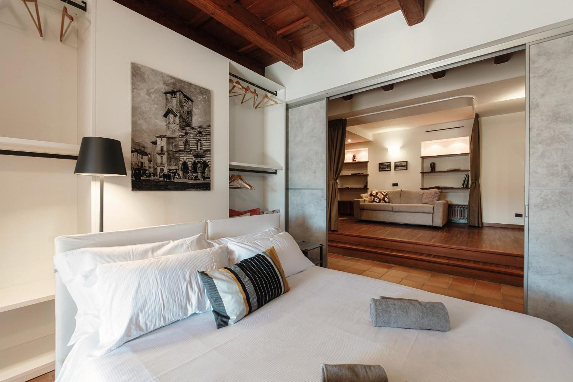Appartement Crotto Polirolo - The House Of Travelers à Cernobbio Extérieur photo